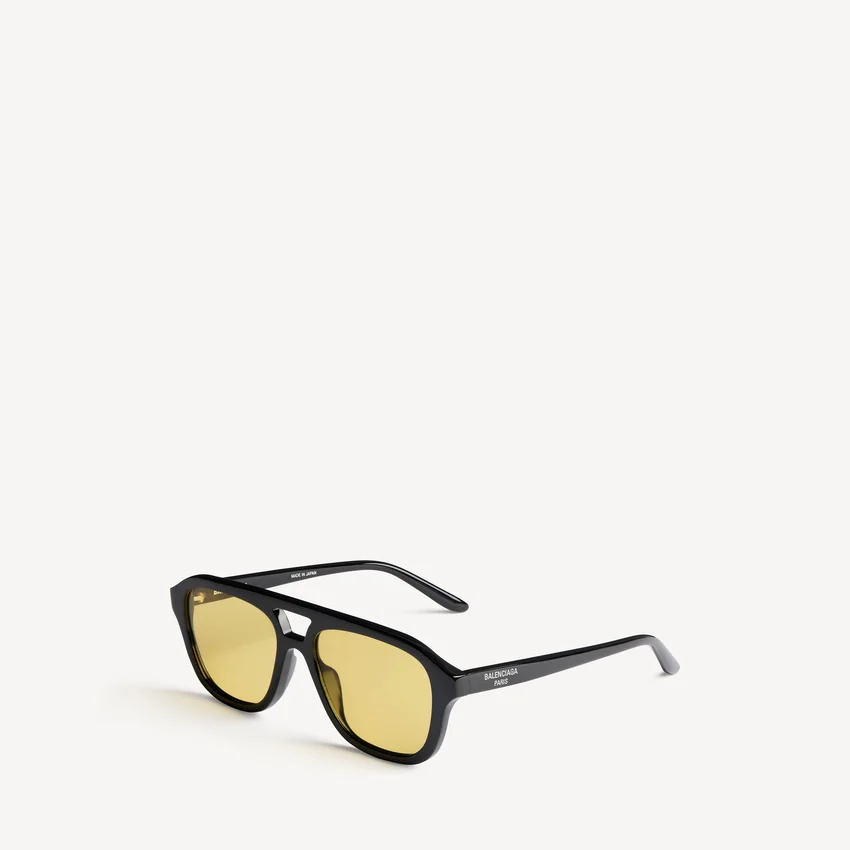 Men’s daily pilot sunglasses in black/yellow Men’s daily pilot sunglasses in black/yellow