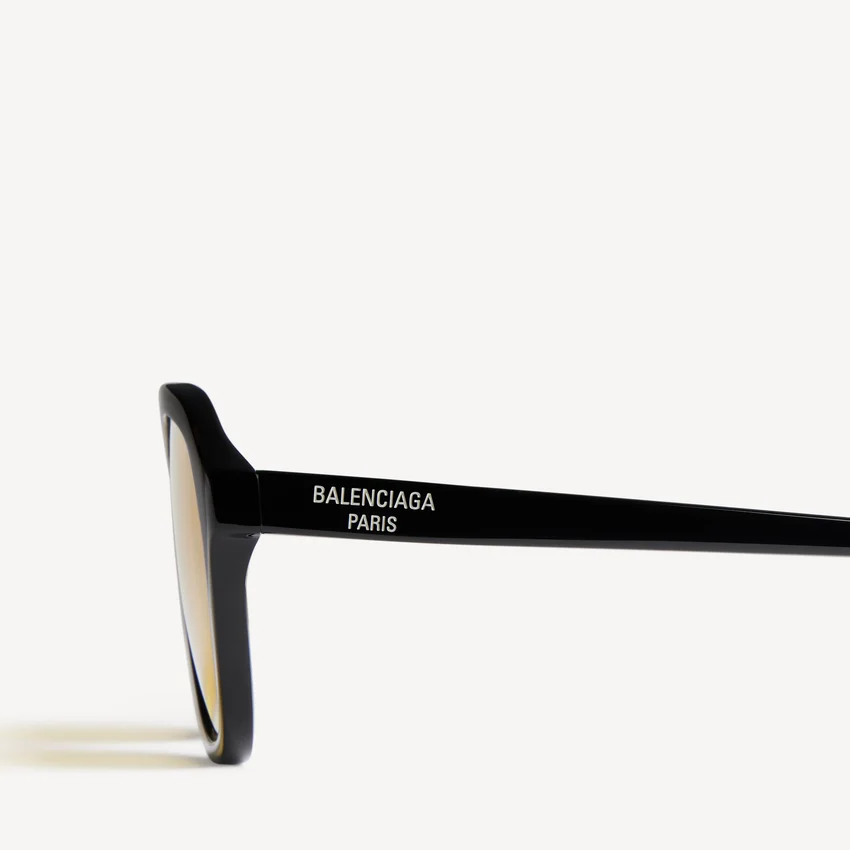 Men’s daily pilot sunglasses in black/yellow Men’s daily pilot sunglasses in black/yellow