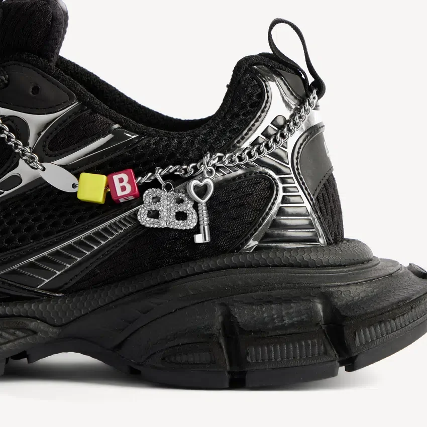 Women’s 3xl sneaker with charms in black/silver Women’s 3xl sneaker with charms in black/silver