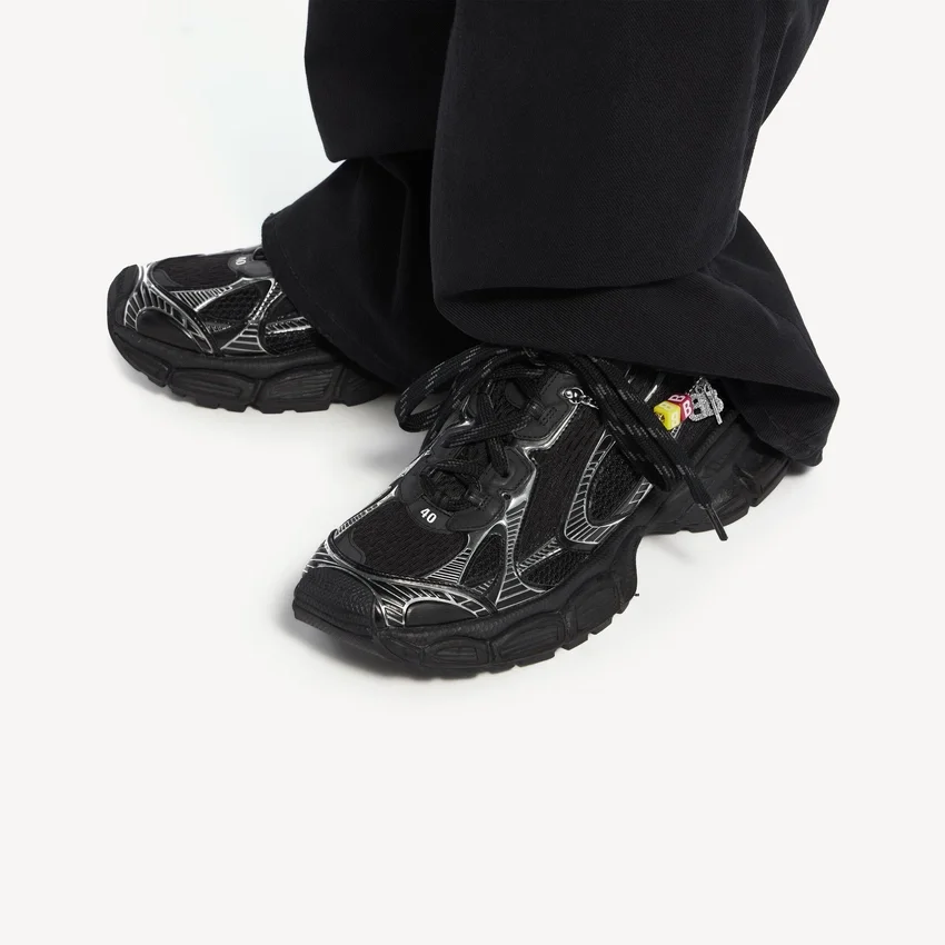 Women’s 3xl sneaker with charms in black/silver Women’s 3xl sneaker with charms in black/silver