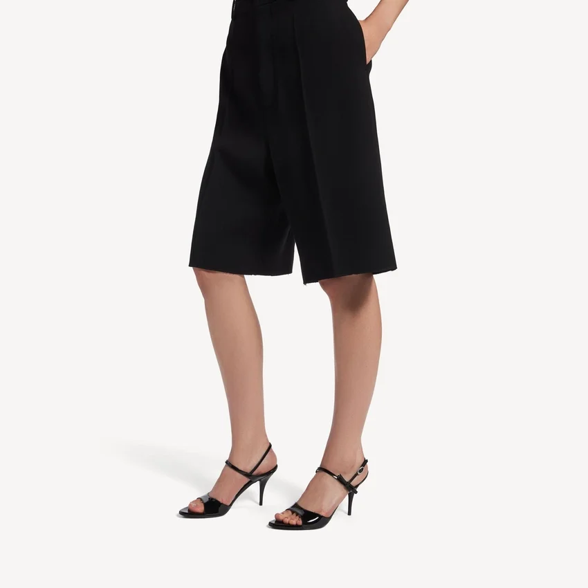 Women’s avenue bow sandal in black/silver Women’s avenue bow sandal in black/silver