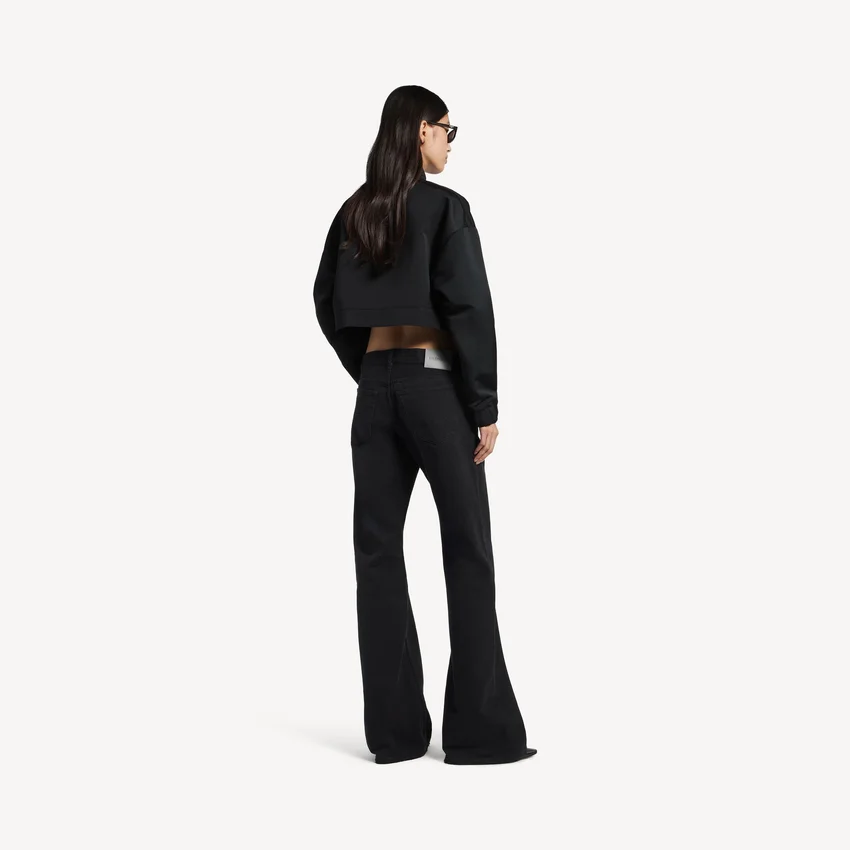 Women’s cropped tracksuit jacket in black Women’s cropped tracksuit jacket in black