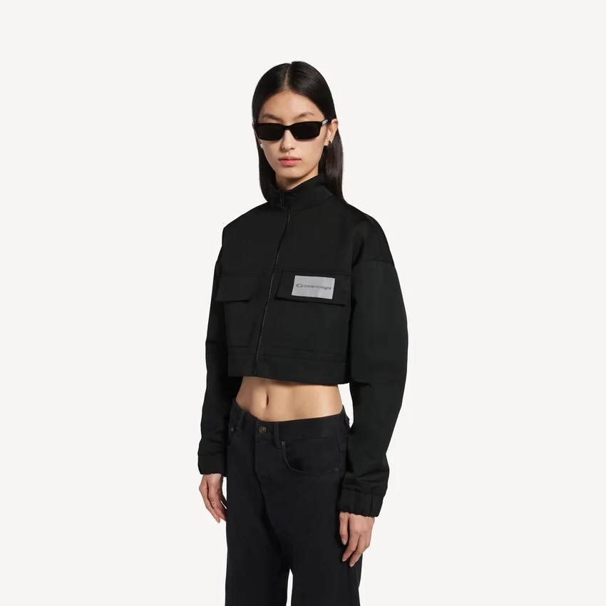 Women’s cropped tracksuit jacket in black Women’s cropped tracksuit jacket in black