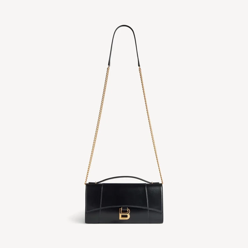 Women’s hourglass pochette with chain in black Women’s hourglass pochette with chain in black