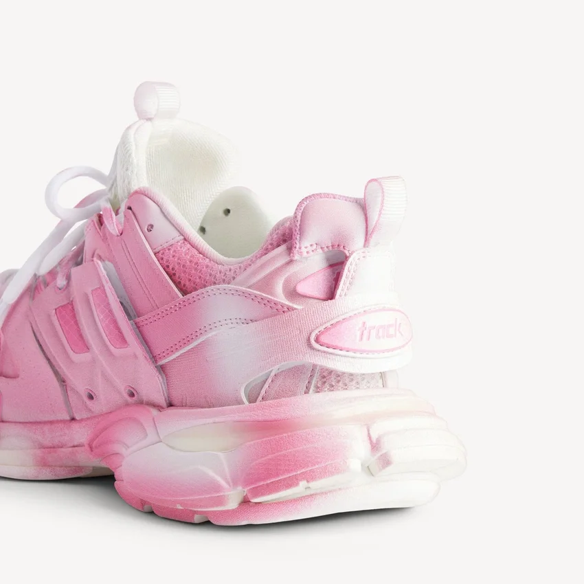 Women’s track stencil logo sneaker in pink/white Women’s track stencil logo sneaker in pink/white